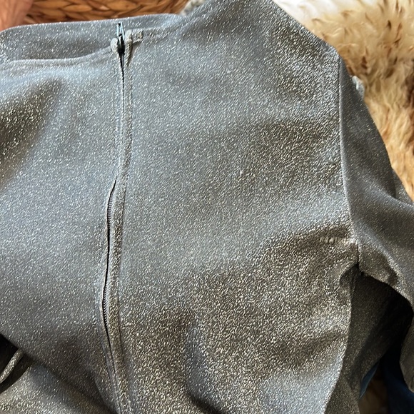 Laura Byrnes Black Label Silver Sparkly 3/4 Sleeve Midi Bodycon Sheath Dress - Picture 5 of 5